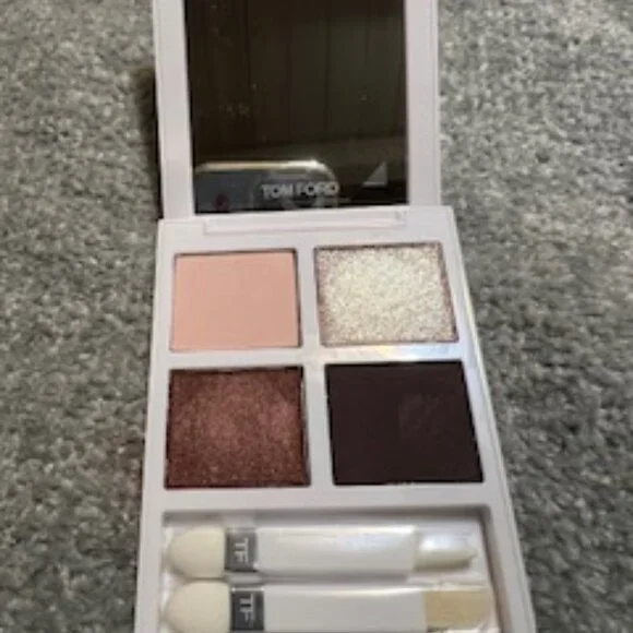 Almost New Tom Ford Ltd, Edition Black Diamond Eyeshadow Quad - Picture 2 of 6